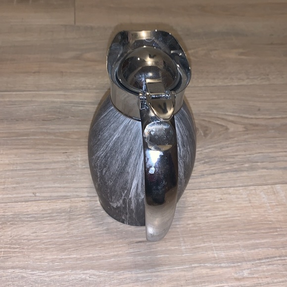 Stainless steel grey marble lift top liquid server carafe - Picture 2 of 7
